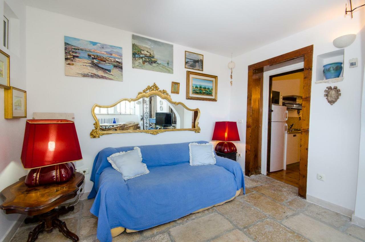 Casa Paola Apartment โรวีน ภายนอก รูปภาพ