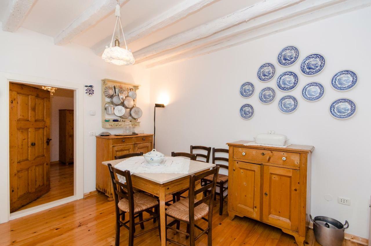 Casa Paola Apartment โรวีน ภายนอก รูปภาพ