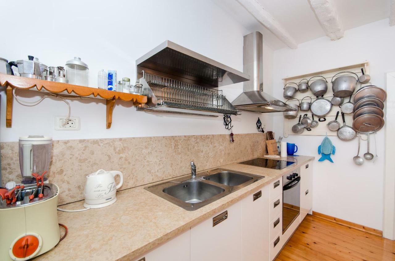 Casa Paola Apartment โรวีน ภายนอก รูปภาพ