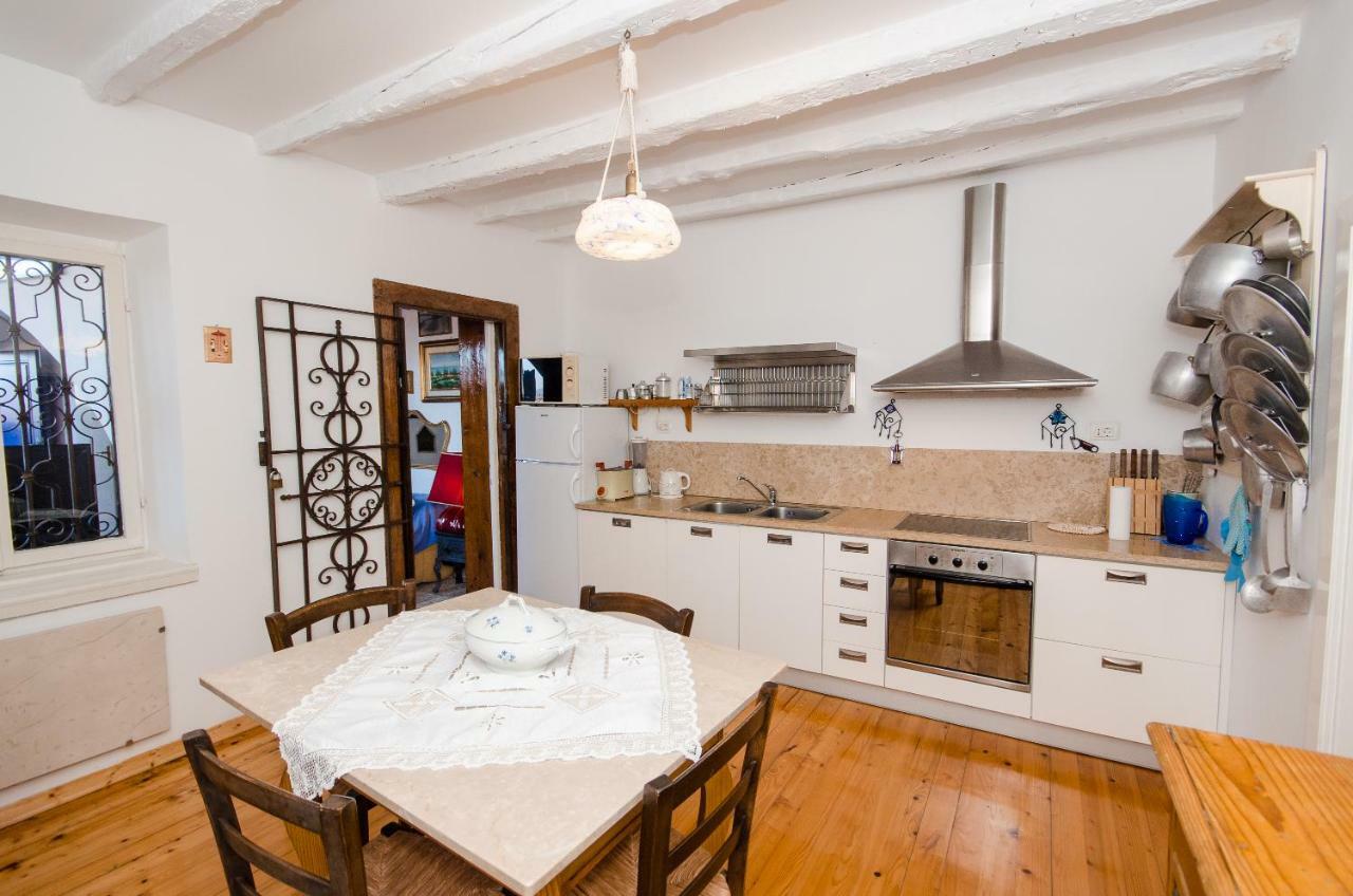 Casa Paola Apartment โรวีน ภายนอก รูปภาพ