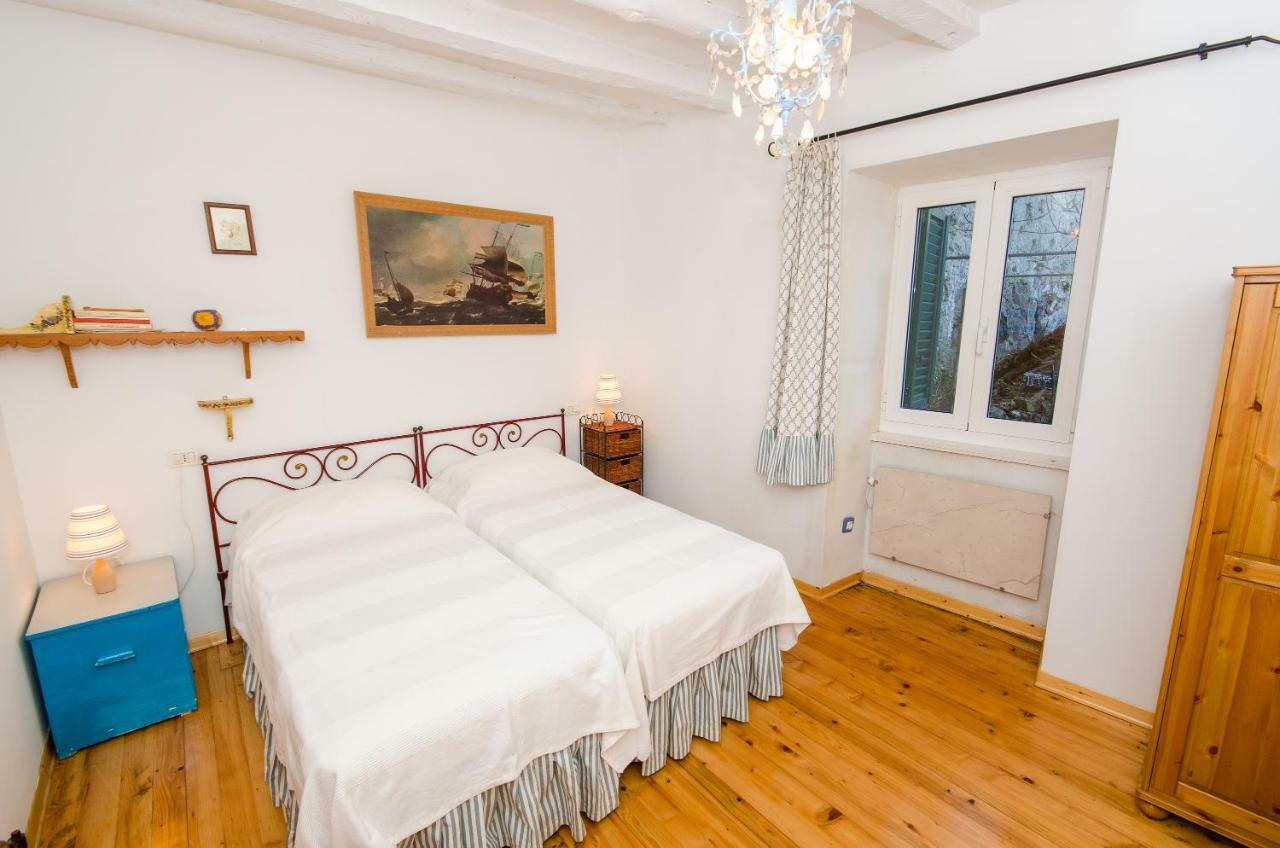 Casa Paola Apartment โรวีน ภายนอก รูปภาพ